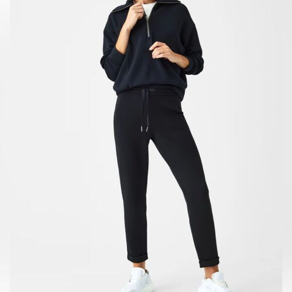 SPANX Pants - SPANX AirEssentials Tapered Leg Black Pant Size XL
